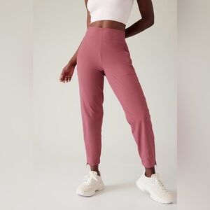 Athleta Brooklyn Ankle Wrinkle-resistant, stretch fabric in a tailored fit Pant